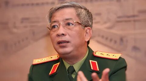 Từ Phụ nữ tuổi này dễ có